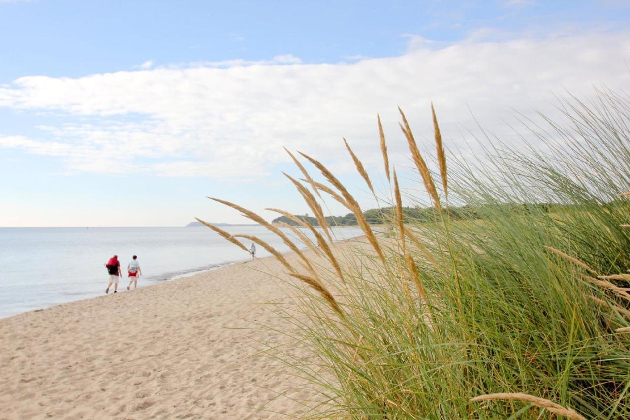 Strandnahe 2-Raum-Ferienwohnung Mit Balkon - Strandhaus Moenchgut Fewo 10 Lobbe Zewnętrze zdjęcie