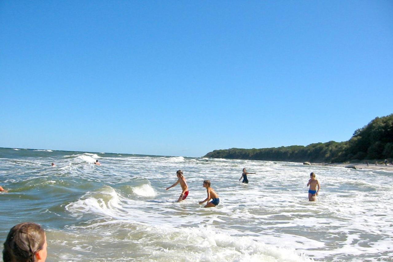 Strandnahe 2-Raum-Ferienwohnung Mit Balkon - Strandhaus Moenchgut Fewo 10 Lobbe Zewnętrze zdjęcie